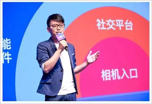 身價65億、開跑車的80后，此刻他的焦慮無處安放。